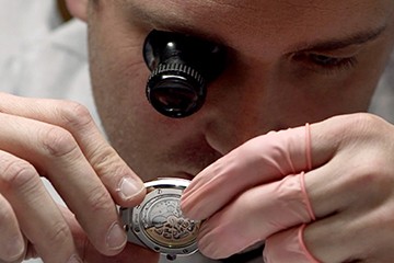 黑龙江劳力士手表不走了官方售后维修地址查询